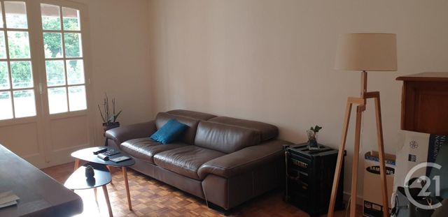 Appartement F4 à louer - 5 pièces - 95.0 m2 - ARLES - 13 - PROVENCE-ALPES-COTE-D-AZUR - Century 21 Arelate Immo