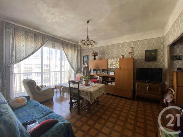 Afficher la photo en grand Appartement F3 à vendre - 3 pièces - 71.58 m2 - ARLES - 13 - PROVENCE-ALPES-COTE-D-AZUR - Century 21 Arelate Immo