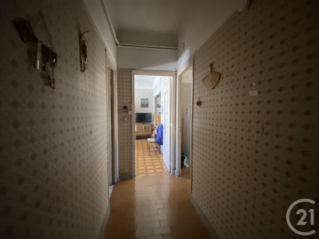 Afficher la photo en grand Appartement F3 à vendre - 3 pièces - 71.58 m2 - ARLES - 13 - PROVENCE-ALPES-COTE-D-AZUR - Century 21 Arelate Immo